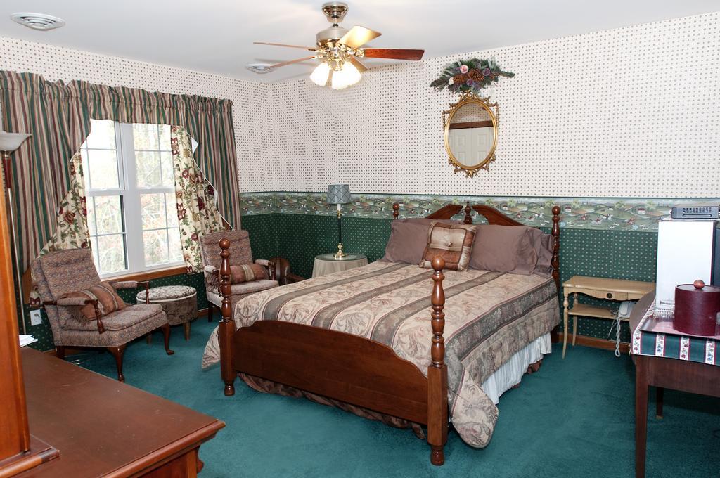 Locust Brook Lodge Butler Exteriör bild